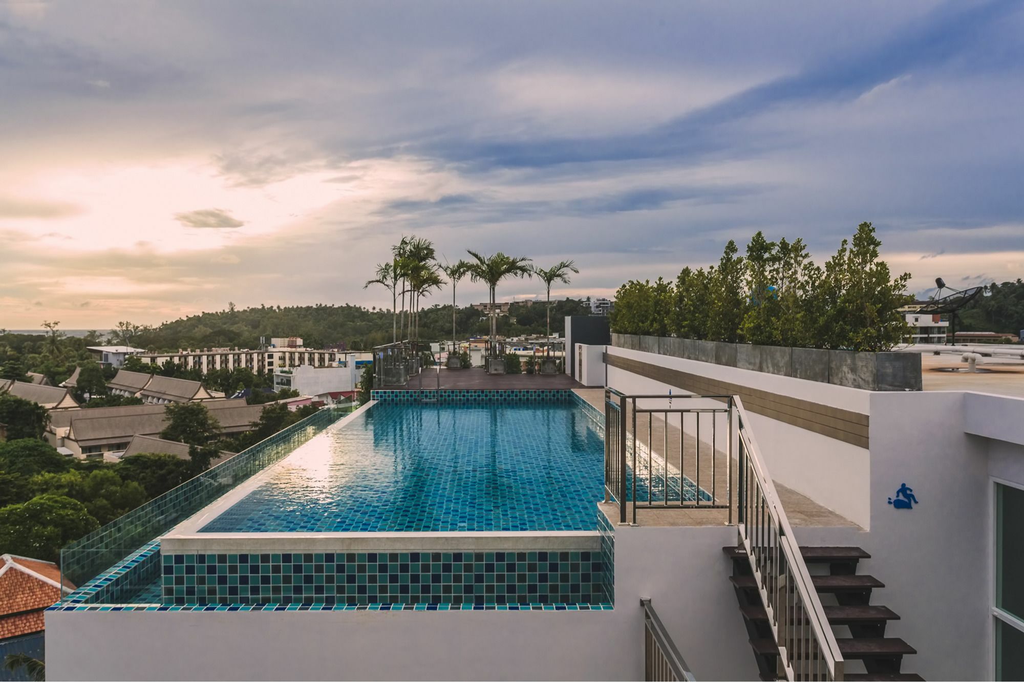 Condo In Kata In Ozone D618 Экстерьер фото